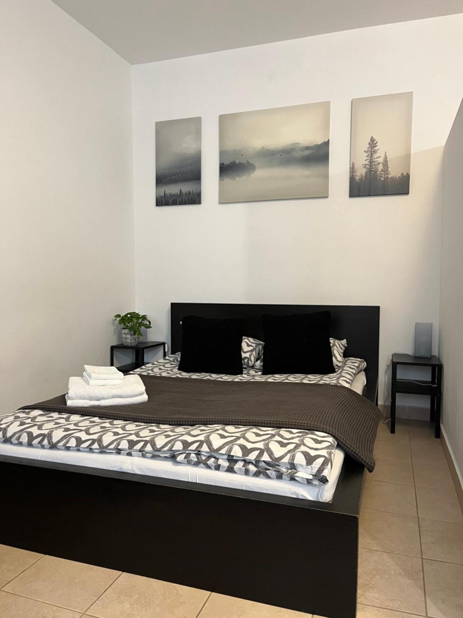 City Center Apartments With Optional Garage Budapest Luaran gambar
