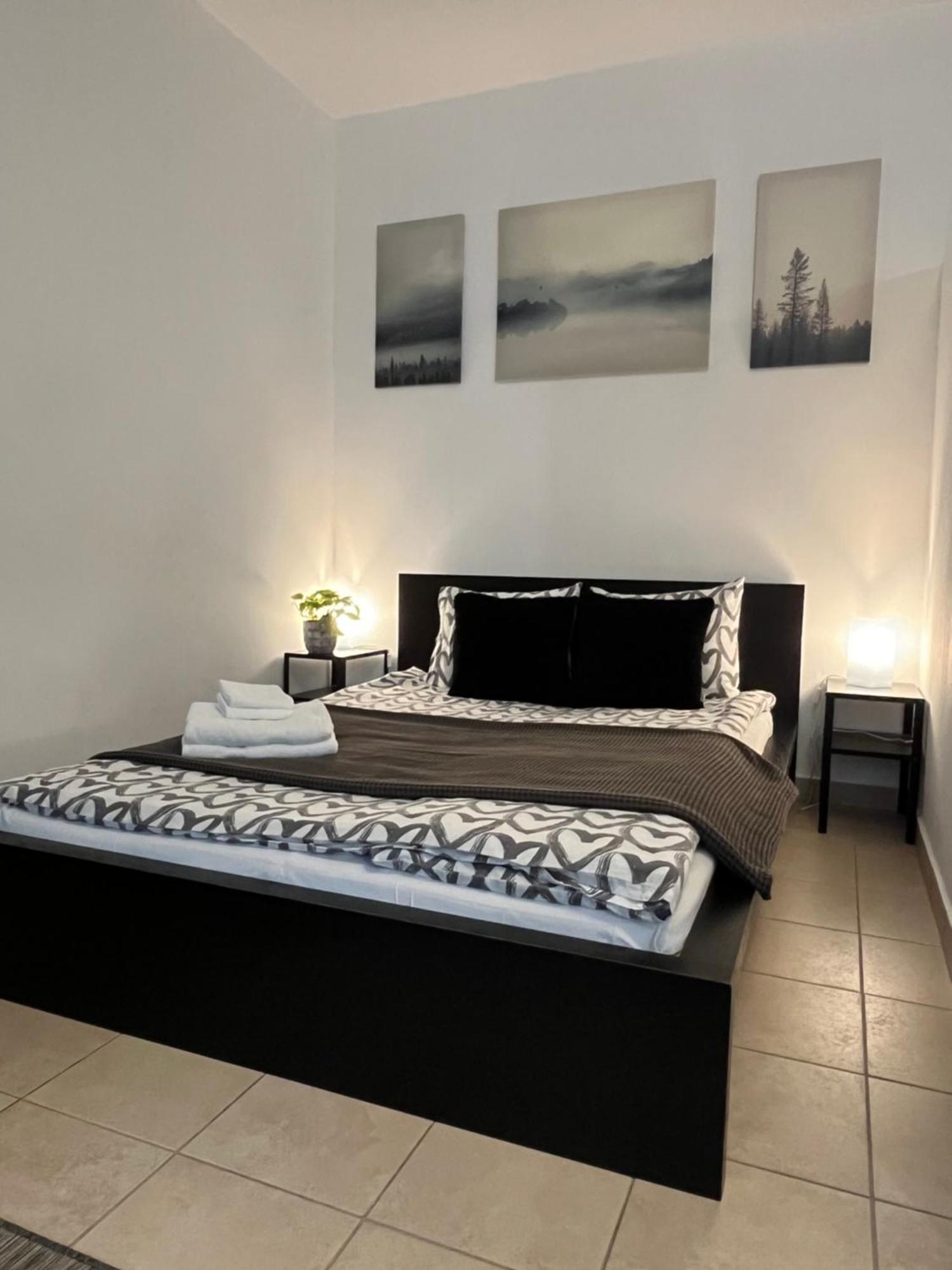 City Center Apartments With Optional Garage Budapest Luaran gambar