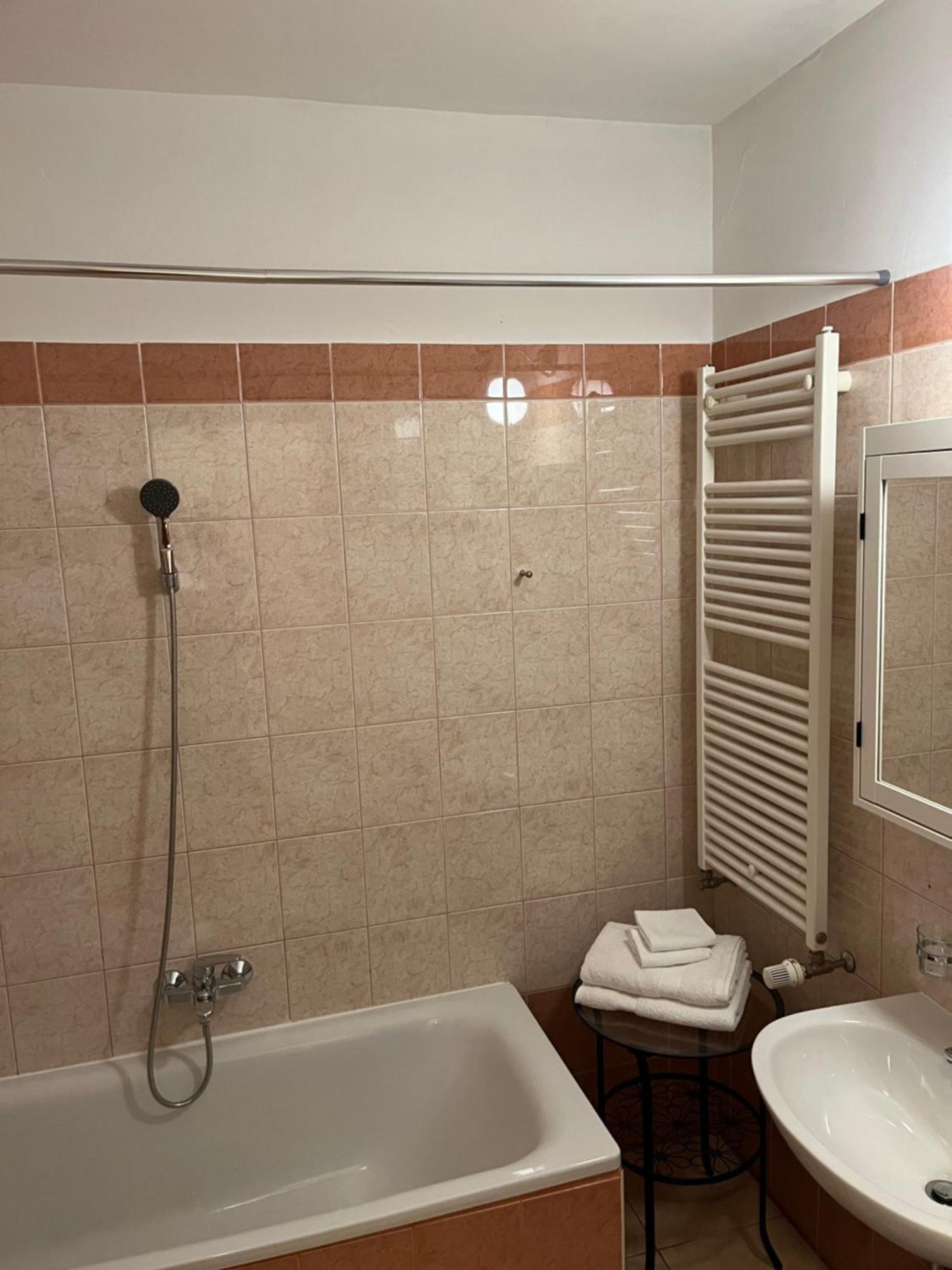 City Center Apartments With Optional Garage Budapest Luaran gambar
